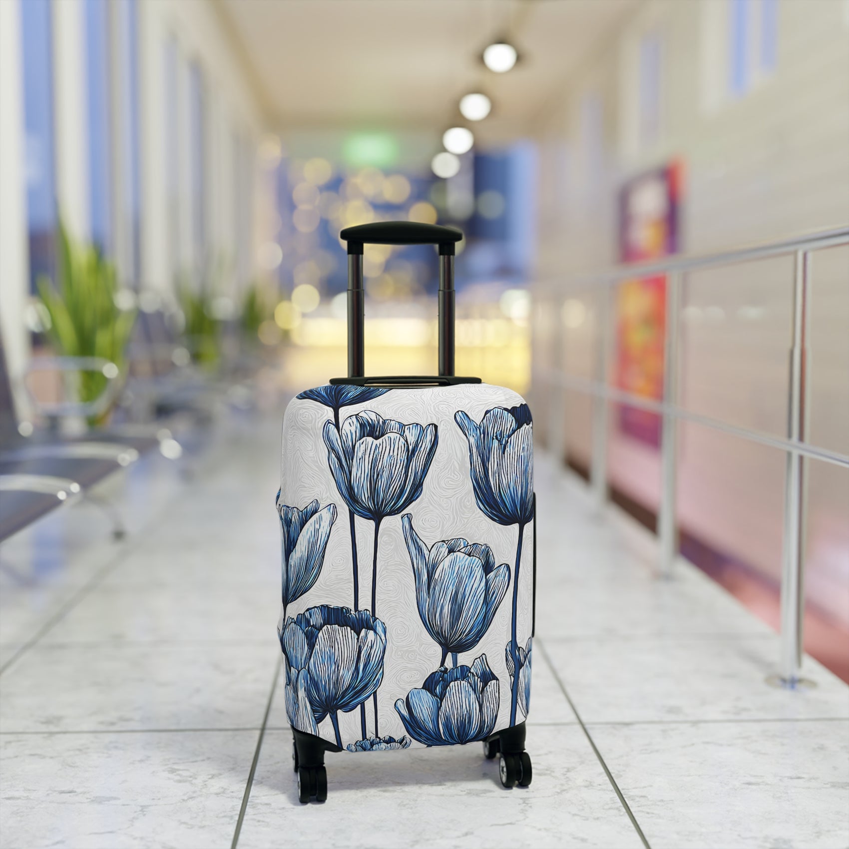 Delft Bloom blue and white stretch luggage cover with Dutch tulip pattern